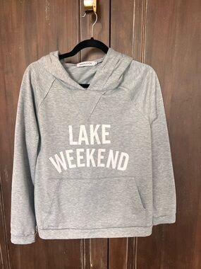 MISSLOOK Light Gray Crewneck Sweatshirt